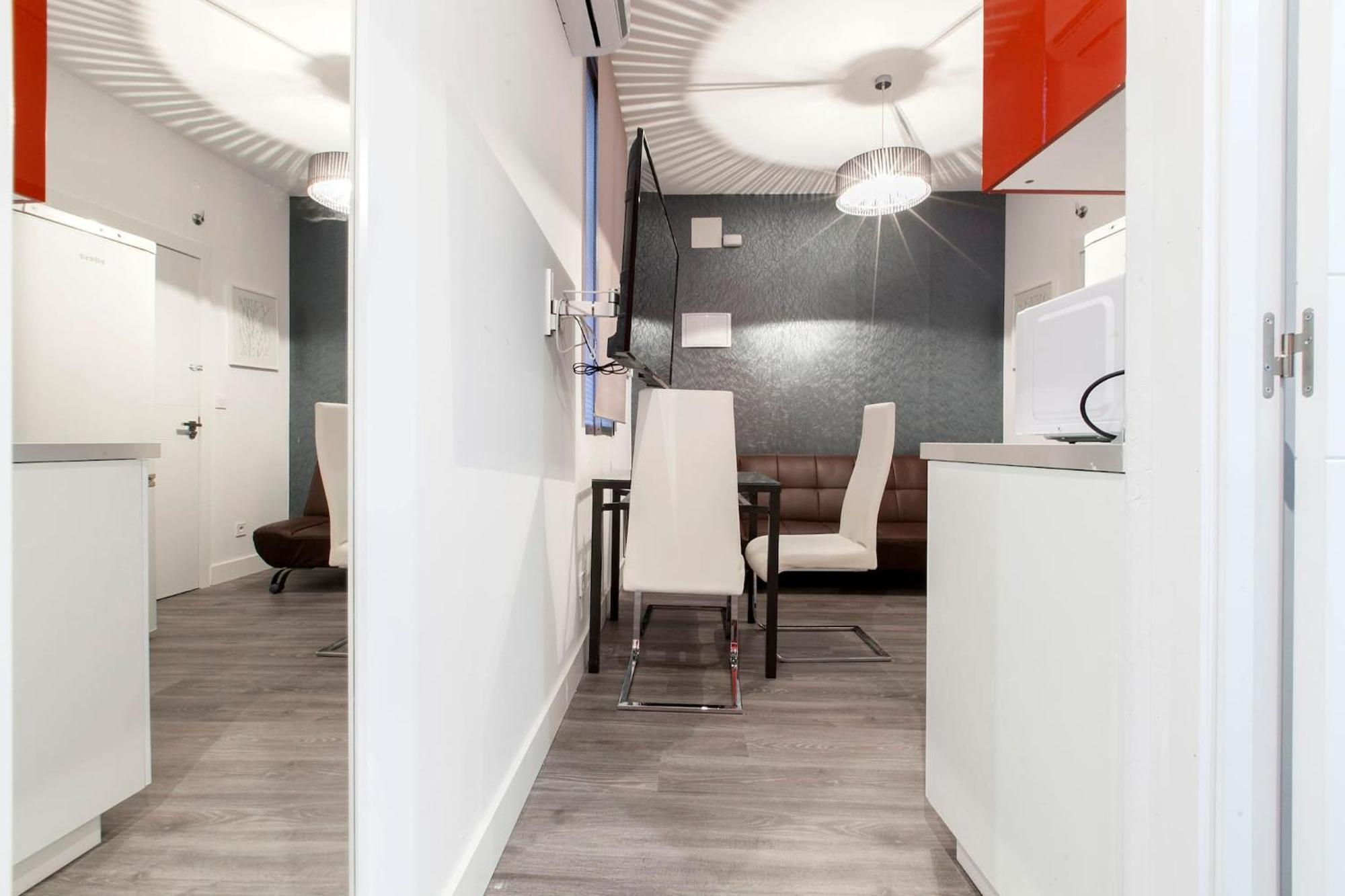 Apartamentos Day Madrid Callao Centro Gran Via Sol Malasana 外观 照片