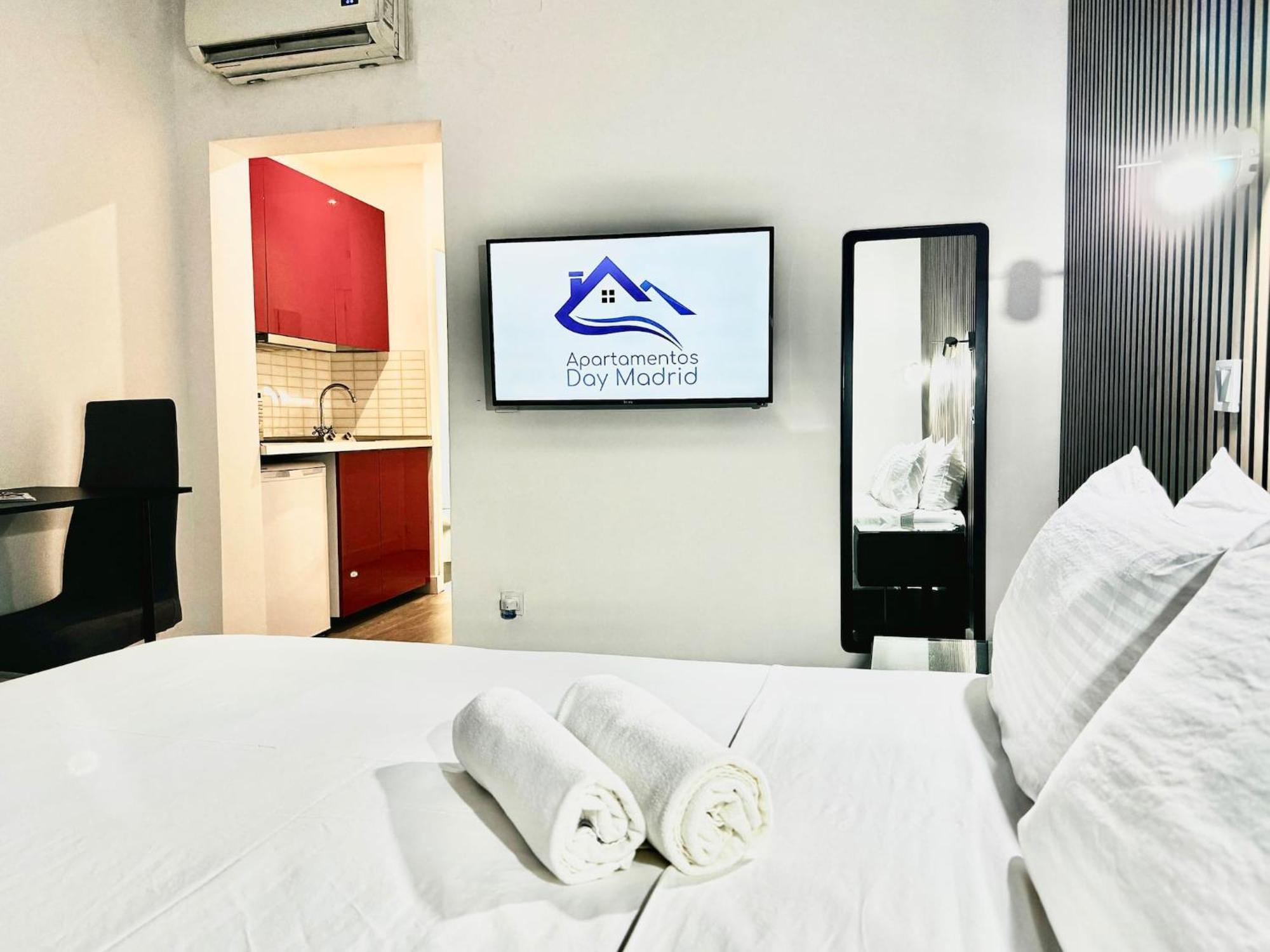 Apartamentos Day Madrid Callao Centro Gran Via Sol Malasana 外观 照片