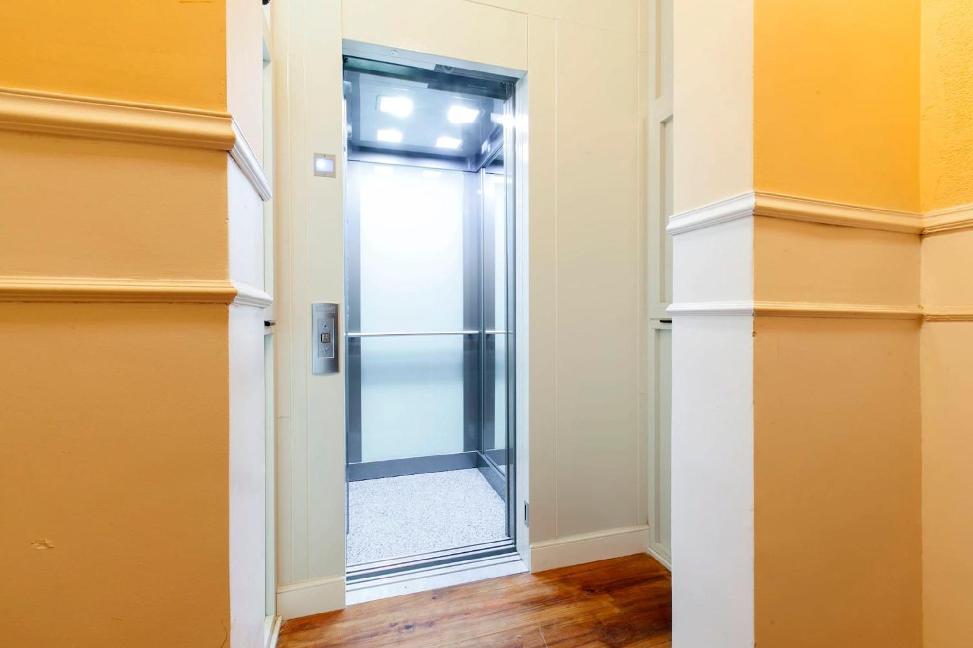 Apartamentos Day Madrid Callao Centro Gran Via Sol Malasana 外观 照片