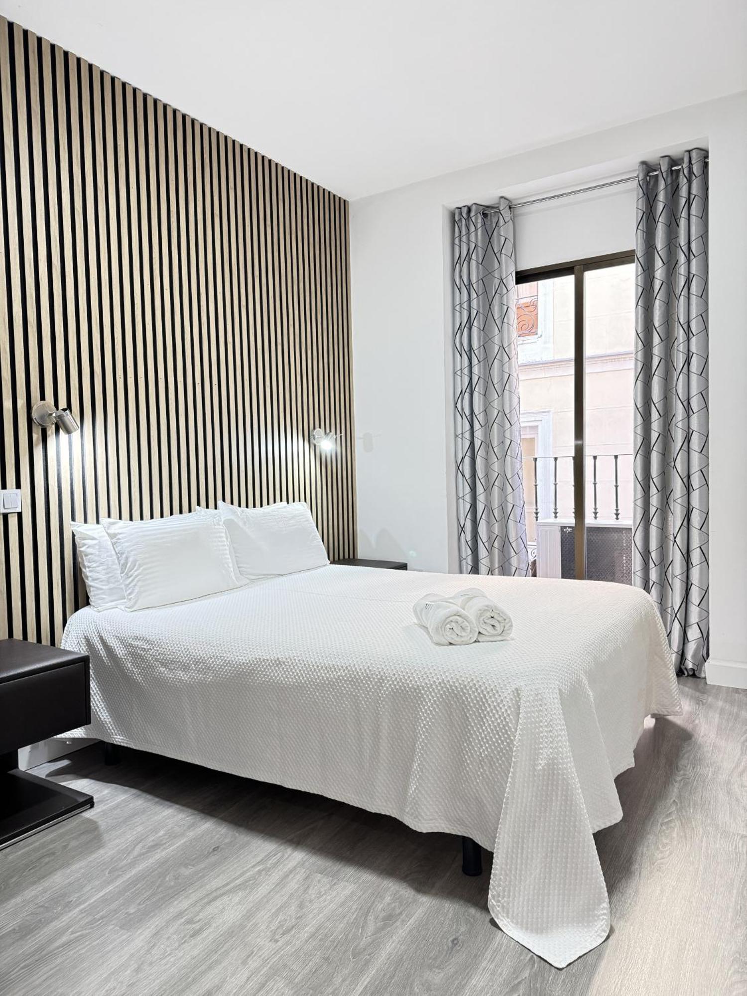 Apartamentos Day Madrid Callao Centro Gran Via Sol Malasana 外观 照片